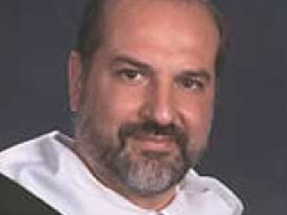 Carlos Alfonso Azpiroz Costa.