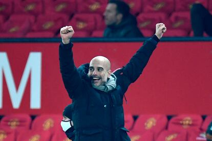 Pep Guardiola celebra el pase del Manchester City a la final de la Copa de la Liga