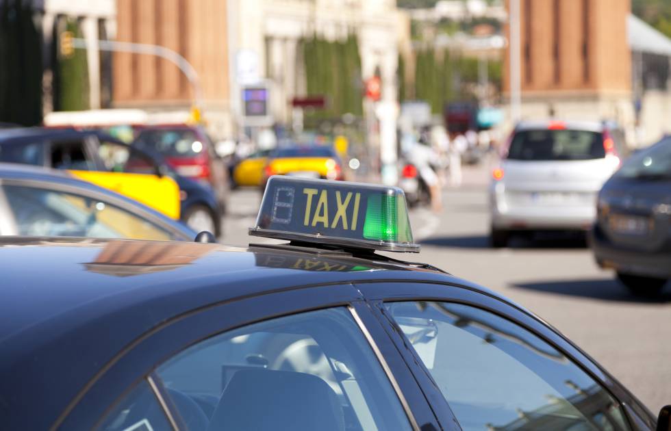 Los taxis adaptados colapsan ante la gran cantidad de usuarios