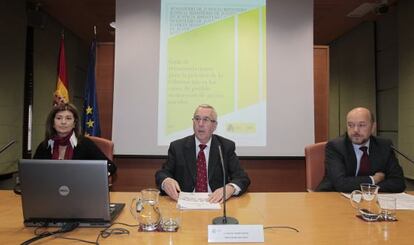 Presentación de la guía esta mañana en el Ministerio