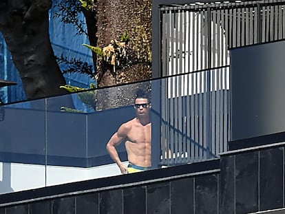 Cristiano Ronaldo, en su casa de Funchal, Madeira, el martes.