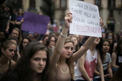 Huelga de estudiantes en Barcelona para protestar contra la sentencia judicial del caso de La Manada.