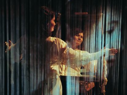 Una imagen del montaje teatral 'A la sombra de Rembrant' de Julika Marijn.