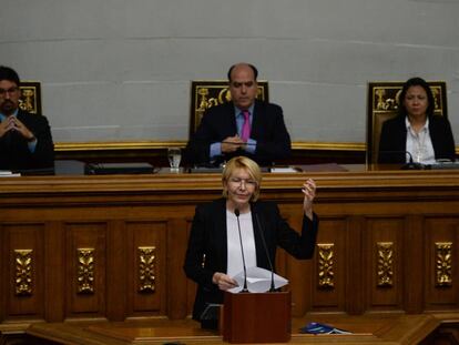 La fiscal general de Venezuela, Luisa Ortega D&iacute;az, interviene el lunes en la Asamblea.