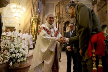 Lluís Martínez Sistach a la missa de la Mercè, amb Artur Mas al fons.