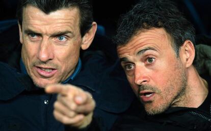 Luis Enrique y Unzue, durante el partido.