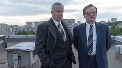 Stellan Skarsgård e Jared Harris, protagonistas do último grande fenômeno televisivo