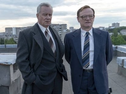 Stellan Skarsgård e Jared Harris, protagonistas do último grande fenômeno televisivo