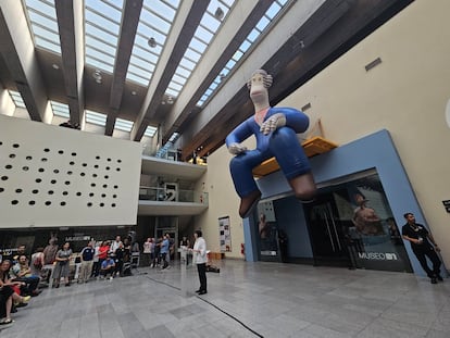 La entrada del Museo '31 Minutos' durante su inauguración, en Santiago (Chile), el 13 de enero de 2024.