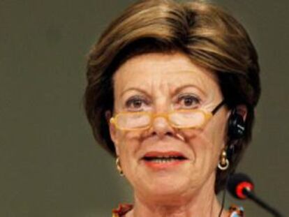 Neelie Kroes.