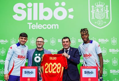 Presentación de Silbo como patrocinador de la selección española de fútbol.