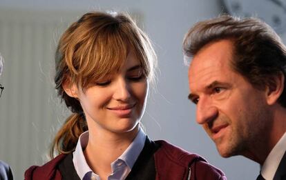 Louise Bourgoin y Stéphane De Groodt, en el filme.