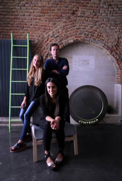 De izquierda a derecha, Patricia Ratia, Juan Sanchez-Herrera y Marta Nicolás.