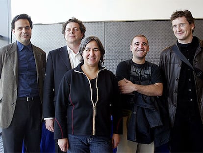 Los arquitectos Gustau Gili, Juan Herreros, Anne Lacaton, Santiago Cirugeda y Josep Bohigas, en Barcelona.