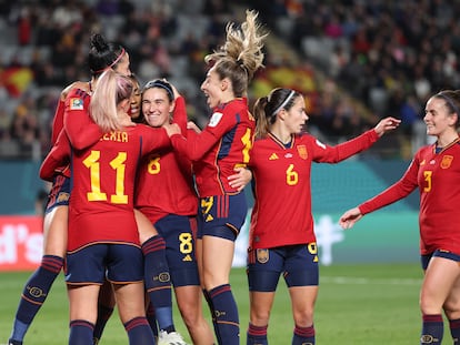 La selección española tras marcar el 2-0 ante Zambia en su partido de la fase de grupos del Mundial femenino.