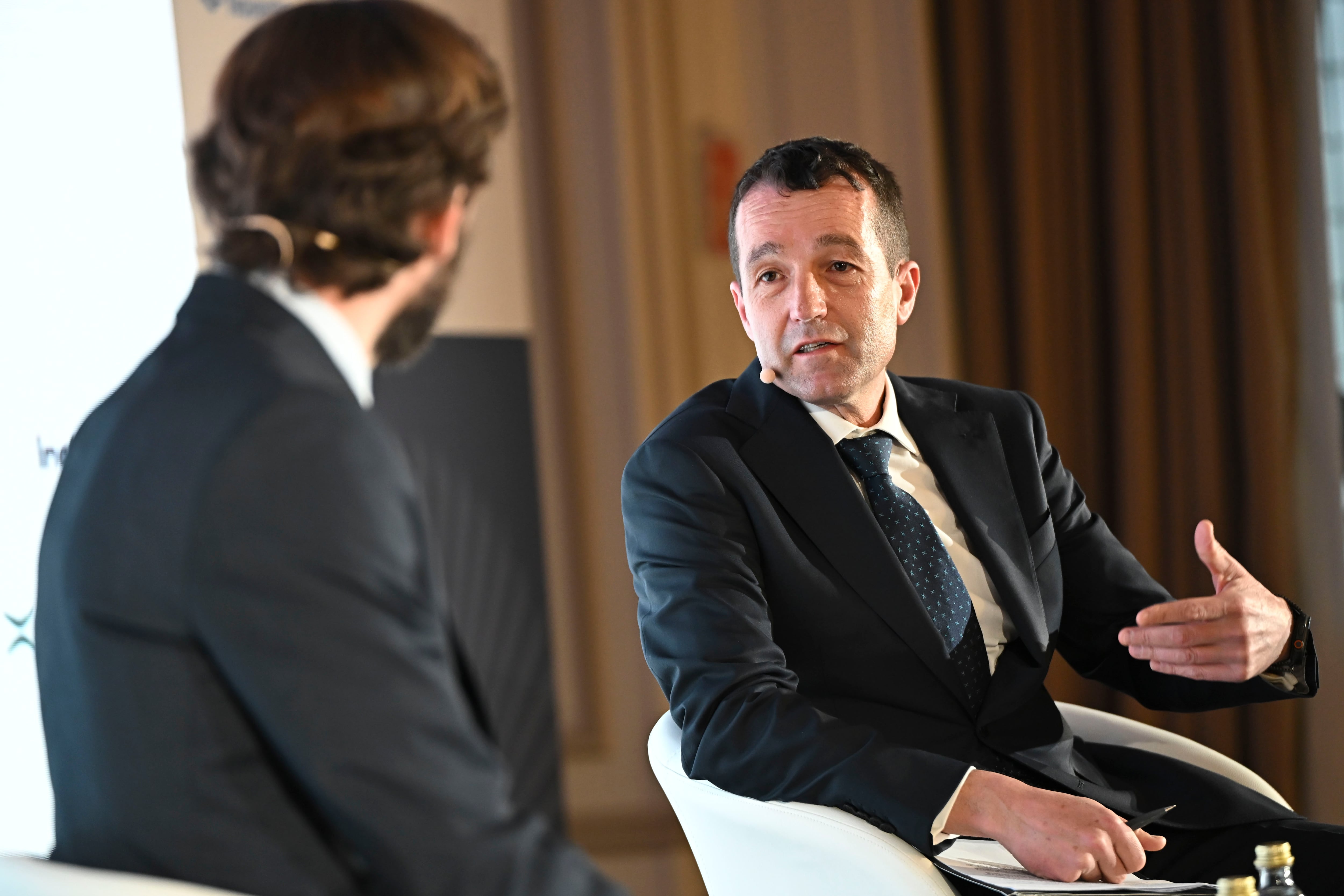 Indra reúne a más de 330 empresas del norte de España en búsqueda de alianzas para cumplir con los milmillonarios contratos de Defensa