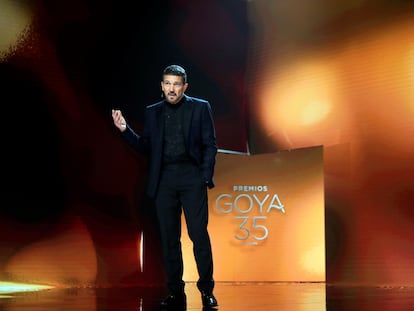 Antonio Banderas presenta los Goya en el Teatro del Soho CaixaBank de Málaga.