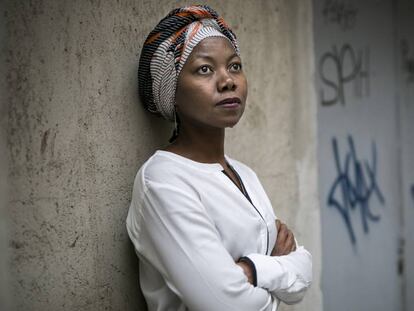 La escritora zimbabuense NoViolet Bulawayo, en Barcelona.