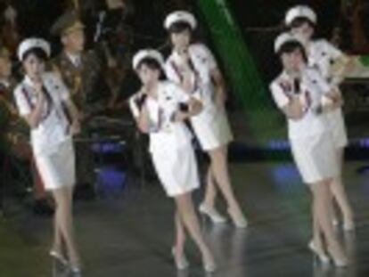 El grupo femenino estrella de Corea del Norte da un concierto para celebrar el 70 aniversario del Partido de los Trabajadores