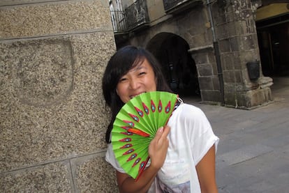 Tingting Zhang, en un rincn del centro histrico de Santiago de Compostela.