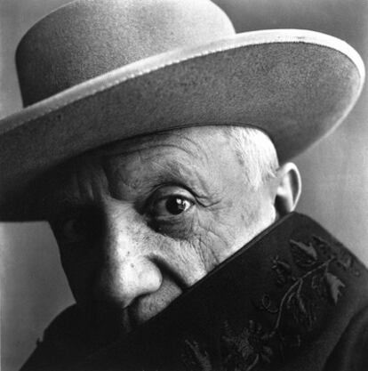 Imagen de archivo tomada en Cannes en 1957 del pintor malagueño Pablo Picasso.