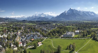 El macizo montañoso de Untersberg domina las vistas desde Salzburgo.
