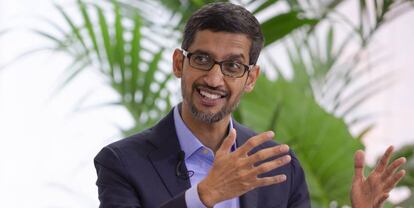 El CEO de Google, Sundar Pichai, durante su conferencia en Bruselas. 