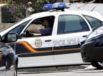 Un coche de la Policía Nacional. EFE/Archivo