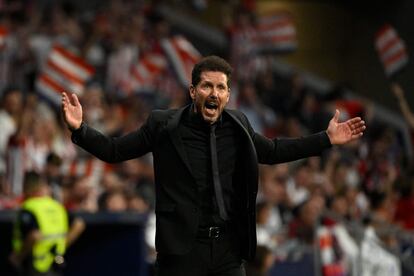 Diego Pablo Simeone, durante el Atlético-Mallorca (3-1) de Liga disputado el pasado 26 de abril en el Civitas Metropolitano.