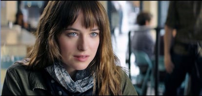 La actriz estadounidense Dakota Johnson en su papel de Anastasia.