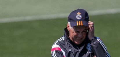 Ancelotti, en el entrenamiento de hoy.