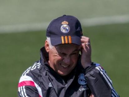 Ancelotti, en el entrenamiento de hoy.