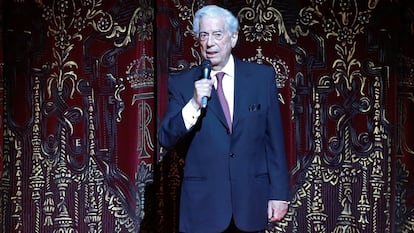 El escritor Mario Vargas Llosa, en el Teatro Real de Madrid.