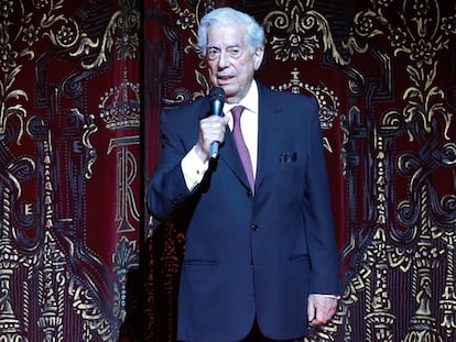 El escritor Mario Vargas Llosa, en el Teatro Real de Madrid.