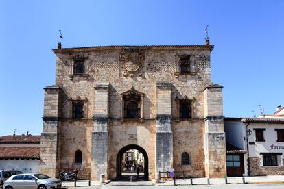 Archivo del Adelantado de Castilla en Covarrubias (Burgos), hoy sede del Museo del Libro.