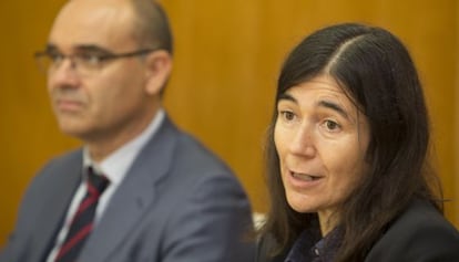 La científica María Blasco durante la conferencia impartida en Alicante.