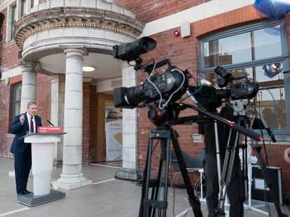 El líder laborista, Keir Starmer, se dirige por vídeo a los afiliados este martes en Doncaster.