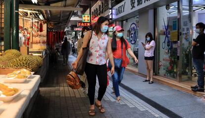 Mascarillas por la calle