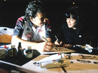 María Viñas y Enrique Bernoldi, en la mesa de trabajo en Barcelona.