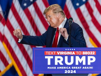 El expresidente de Estados Unidos Donald Trump, durante un mitin de campaña para el Supermartes en Richmond, Virginia, este sábado.