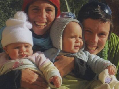 El Registro Civil reconoce que los niños pueden tener dos madres