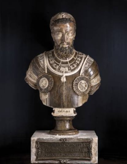 Busto de Carlos V (hacia 1555), obra de Leone y Pompeo Leoni.