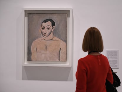 El año 1906 fue el de la transformación de Pablo Picasso y el de su primera aportación a la modernidad del arte, una etapa decisiva no reconocida hasta la actualidad y a la que el Museo Reina Sofía de Madrid dedica una exposición en la que se recoge la sensibilidad homoerótica del artista. Picasso 1906. La gran transformación es el título de esta muestra, que cierra el programa oficial de exposiciones internacionales de la conmemoración del 50 aniversario de la muerte del malagueño. La exposición reúne más de 120 obras procedentes de colecciones privadas y museos como el Louvre de París.