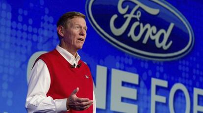 El consejero delegado de Ford, Alan Mulally.