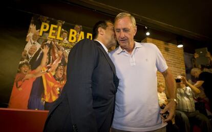 Laporta y Cruyff, ayer en la sede del precandidato.