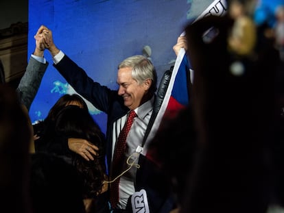 José Antonio Kast, fundador del Partido Republicano, celebra el triunfo electoral del 7 de mayo.