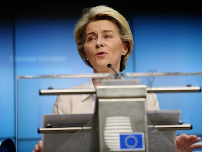 La presidenta de la Comisión Europea, Ursula von der Leyen, durante la rueda de prensa posterior al Consejo Europeo.