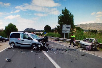 Turismo y furgoneta implicados en el accidente mortal de Xerta.