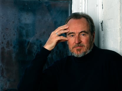 El director de cine Wes Craven fotografiado en 1998.
