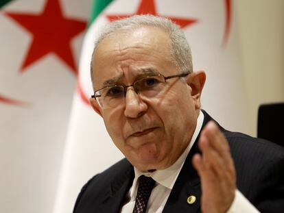 El ministro de Exteriores argelino, Ramtane Lamamra, durante una comparecencia pública el pasado agosto.